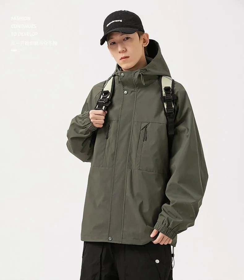Relaxed-fit Hooded Rain Coat Featuring a Zip-up Design