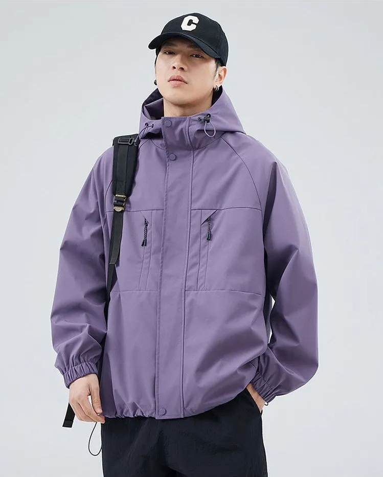 Relaxed-fit Hooded Rain Coat Featuring a Zip-up Design