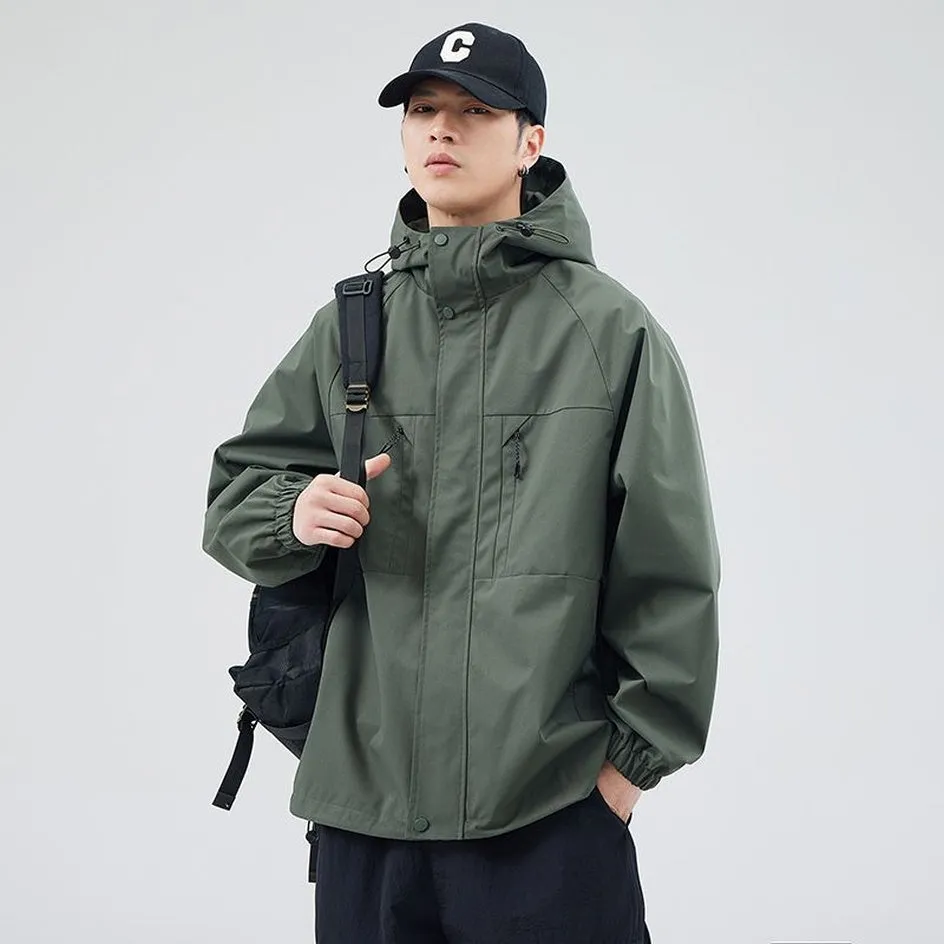 Relaxed-fit Hooded Rain Coat Featuring a Zip-up Design