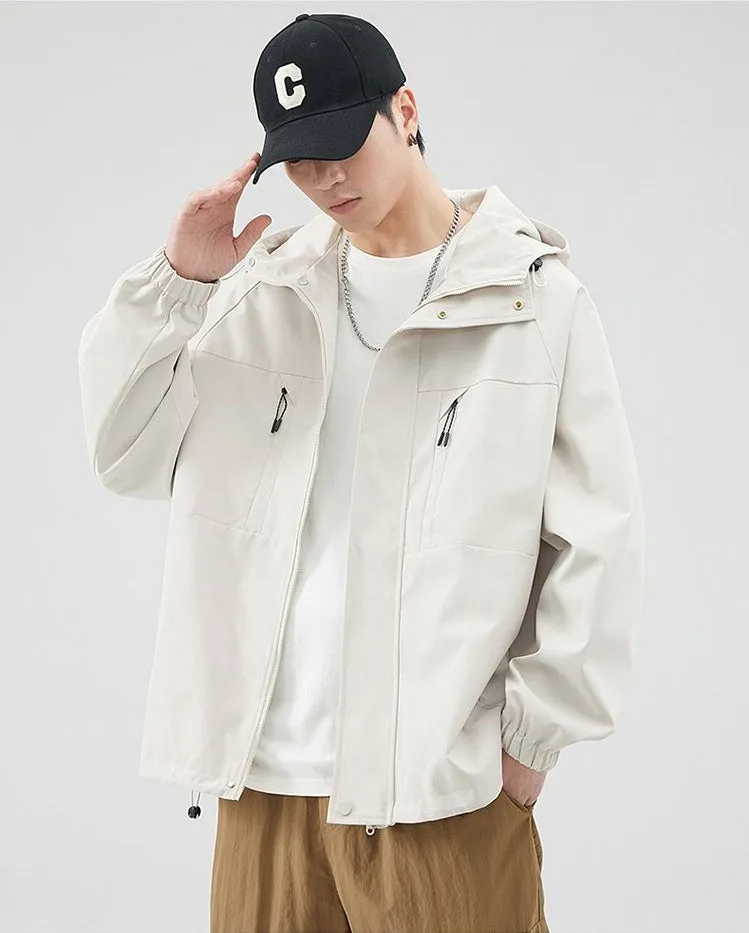 Relaxed-fit Hooded Rain Coat Featuring a Zip-up Design