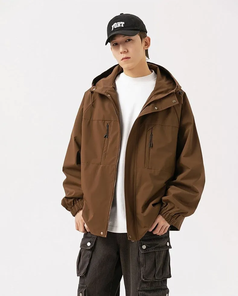 Relaxed-fit Hooded Rain Coat Featuring a Zip-up Design