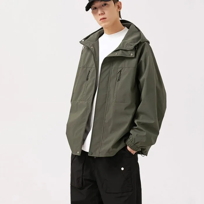 Relaxed-fit Hooded Rain Coat Featuring a Zip-up Design