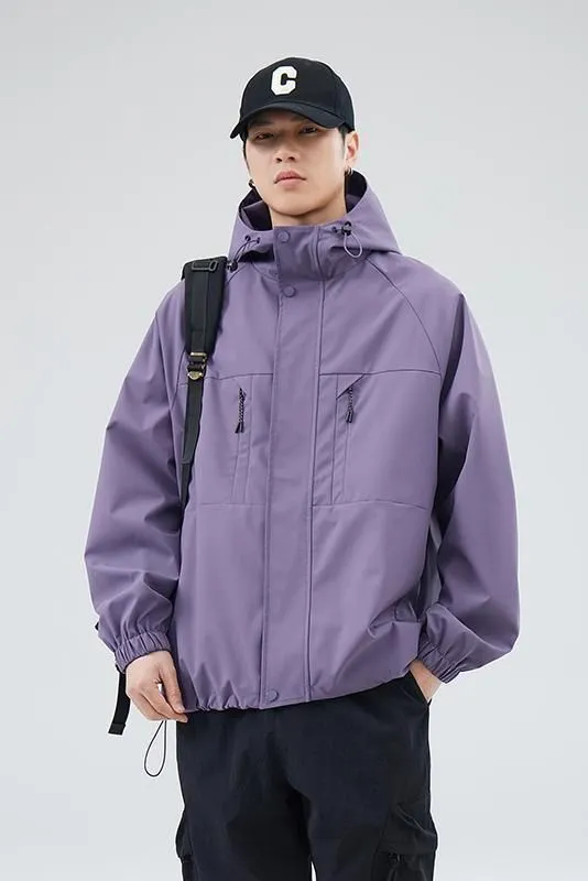 Relaxed-fit Hooded Rain Coat Featuring a Zip-up Design