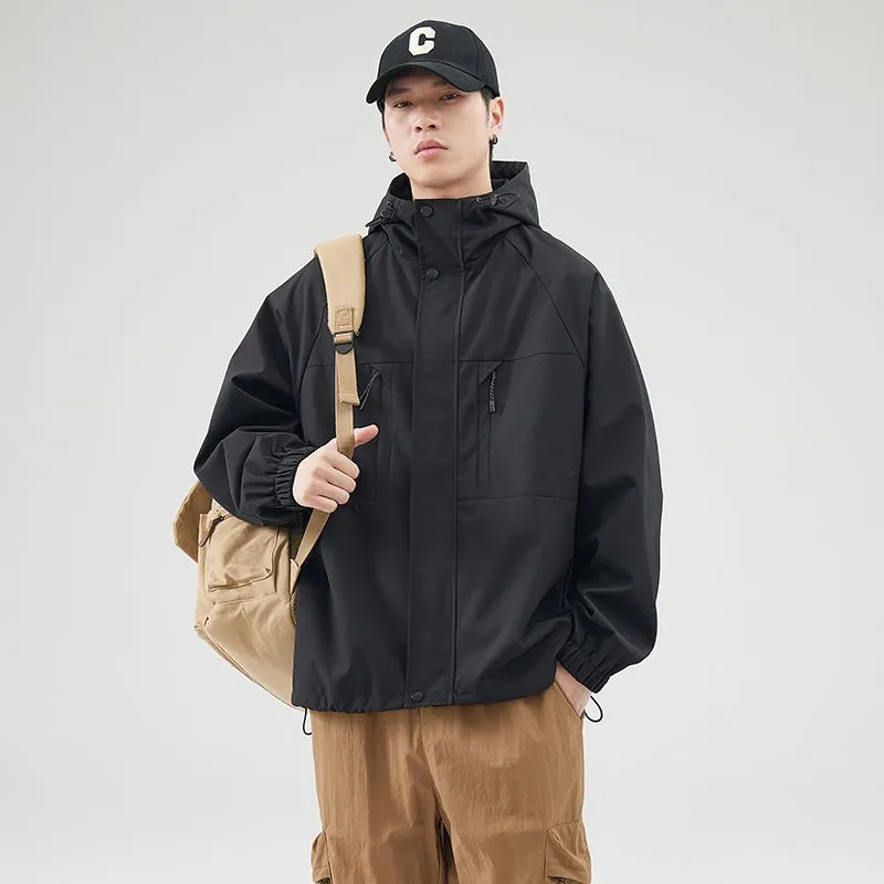 Relaxed-fit Hooded Rain Coat Featuring a Zip-up Design