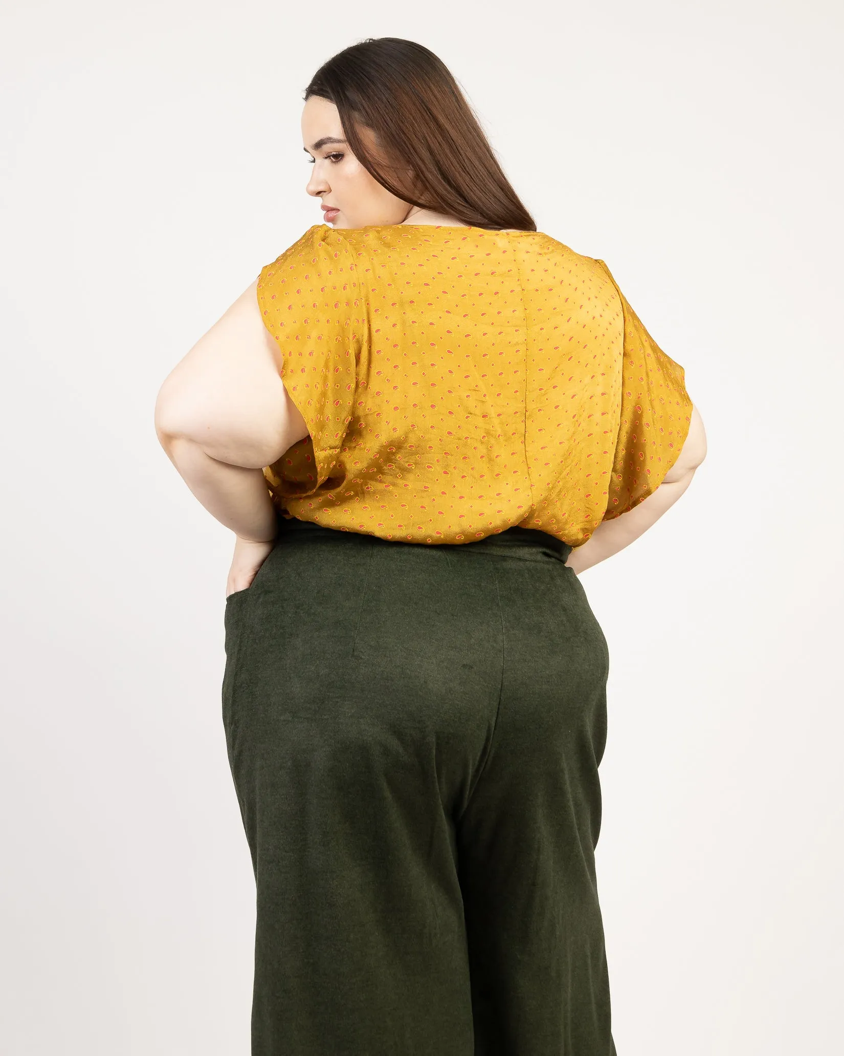 Respect | Straight-Legged Trousers