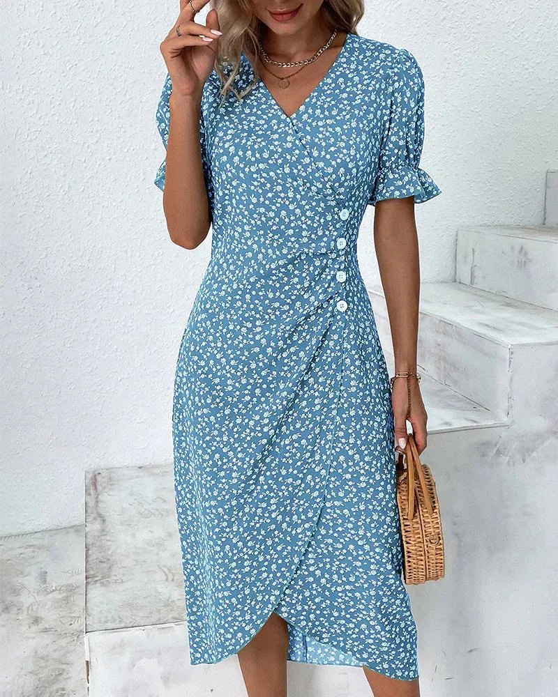 Sabrina - Floral print dress with short sleeves.