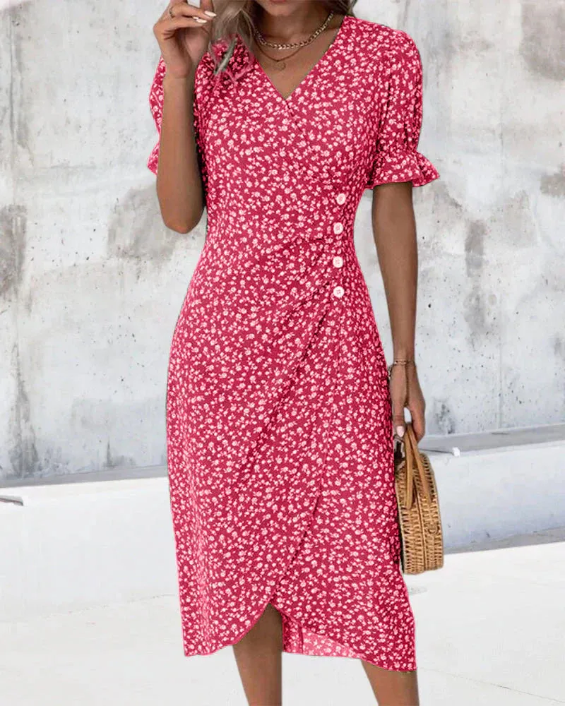 Sabrina - Floral print dress with short sleeves.