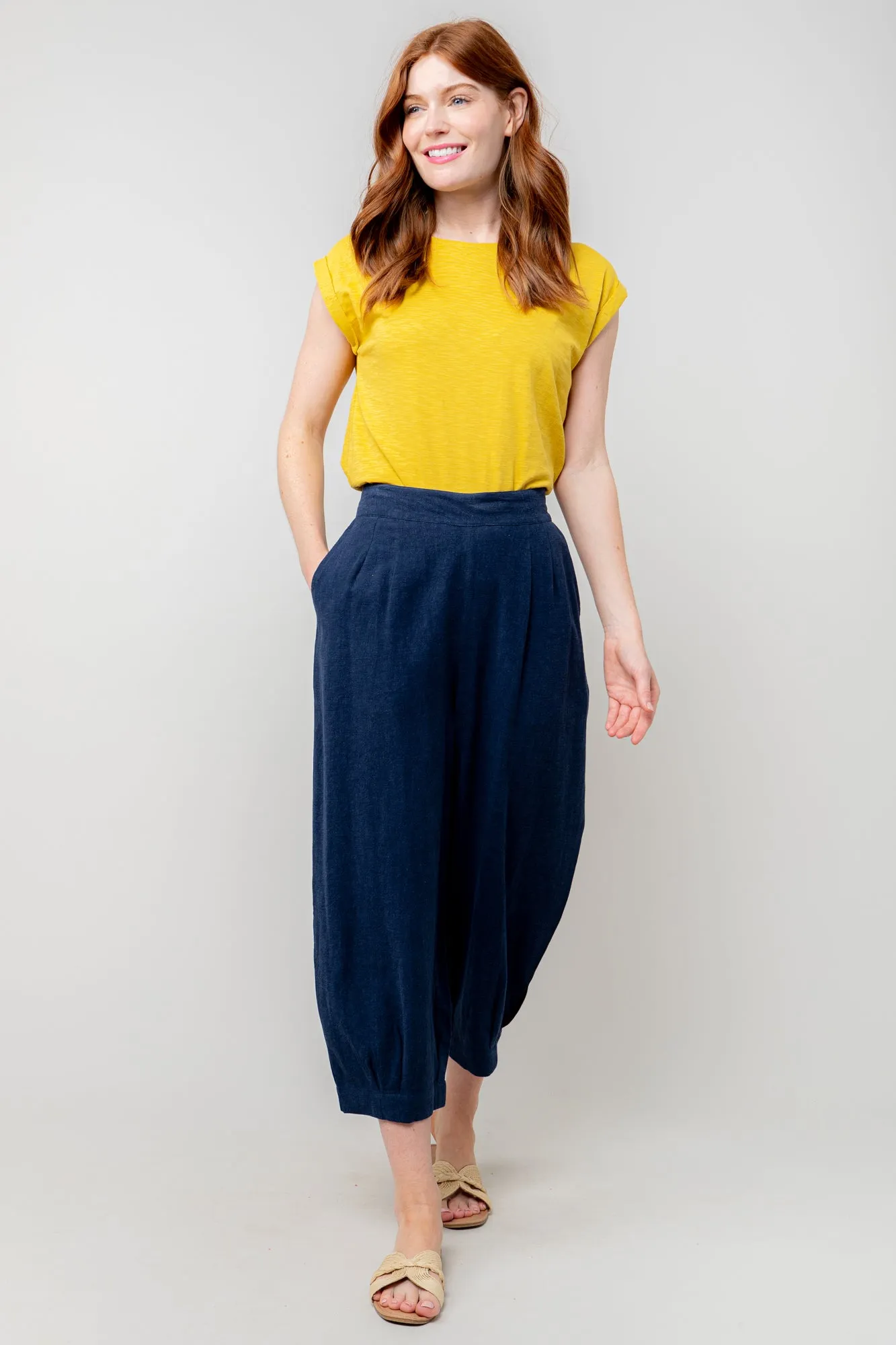 Sail Linen Blend Cropped Trousers