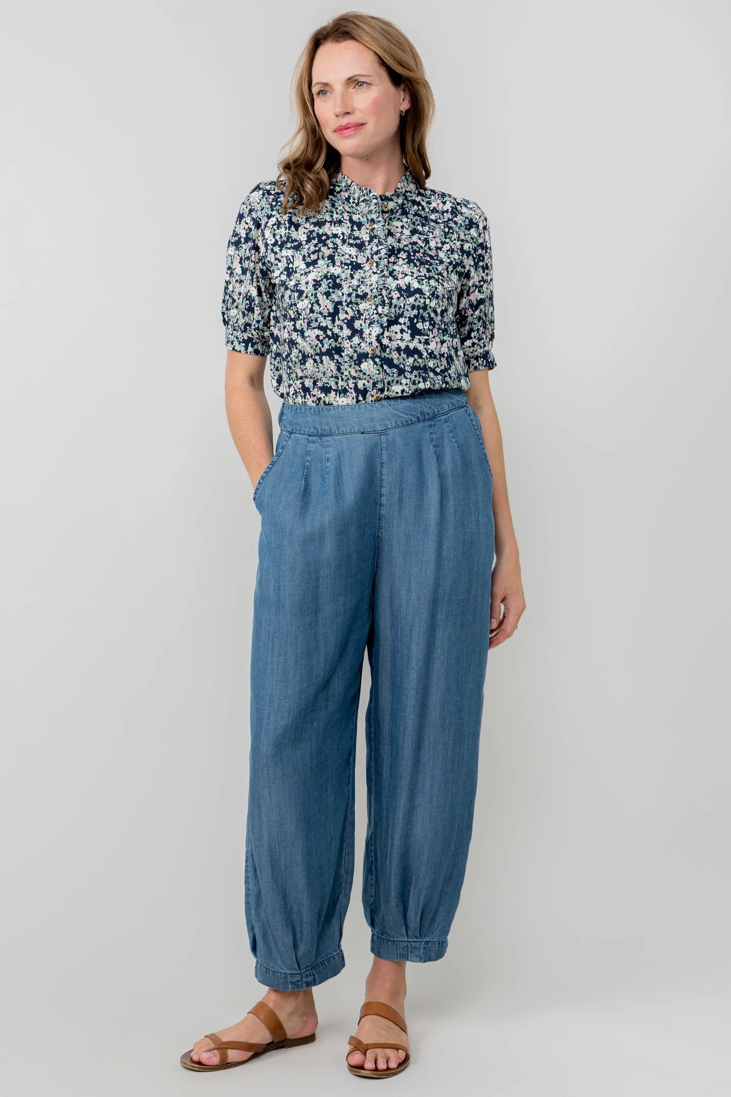 Sail Tencel Denim Cropped Trousers