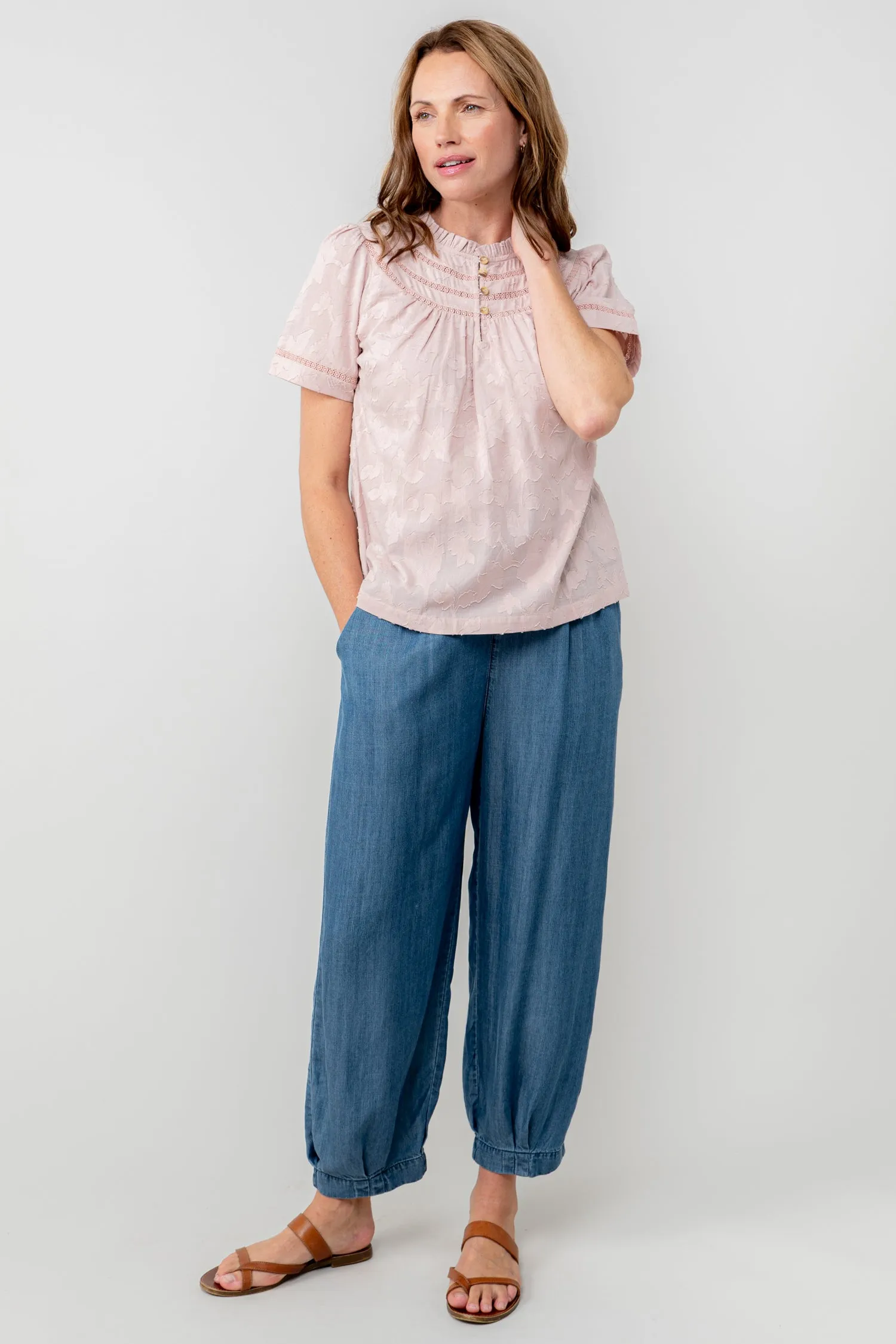 Sail Tencel Denim Cropped Trousers