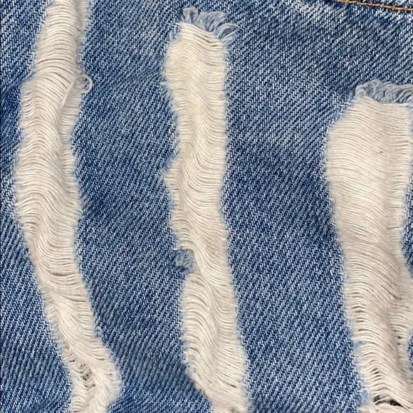 Sandro Paris High waisted Ripped Denim shorts sz36