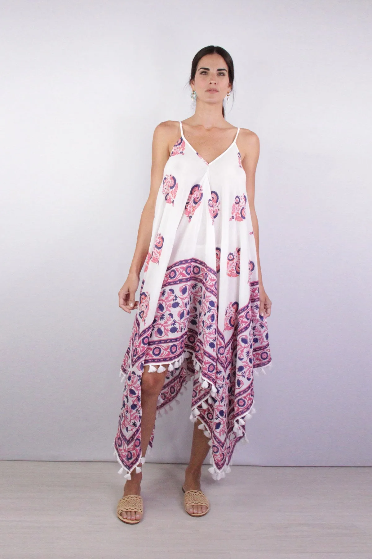 Sanu Floral Scarf Dress in White/Pink