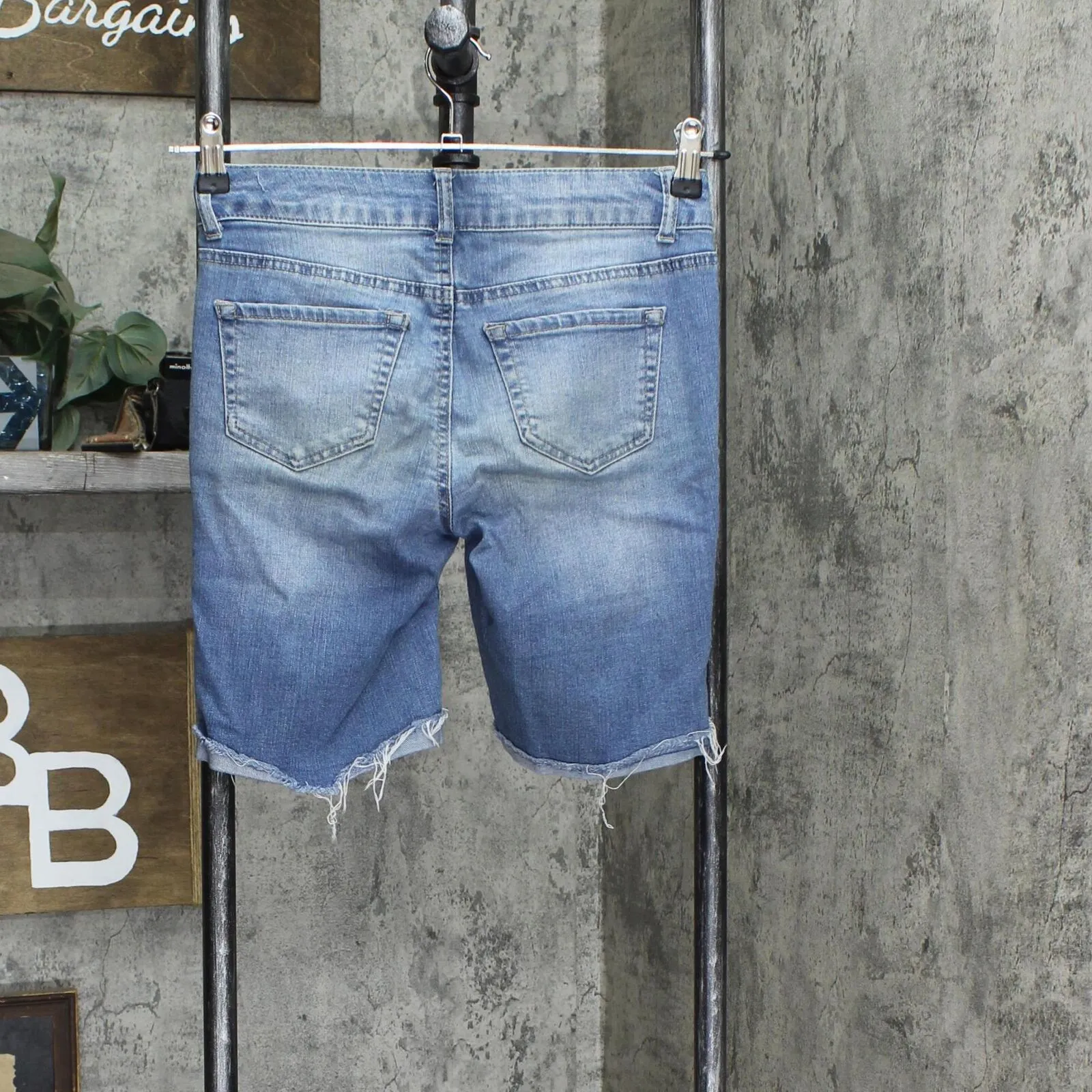 SO Womens Bermuda Stretch Distressed Roll Cuff Jeans Shorts Blue 3