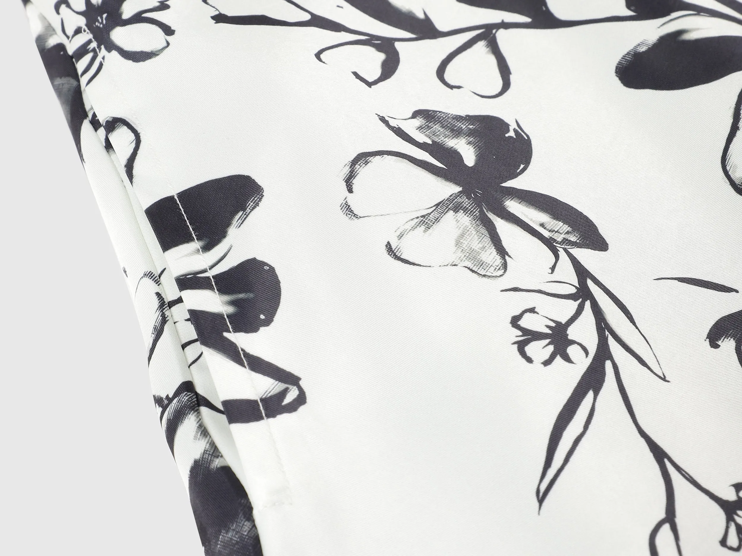 Spread Collar Floral Print Dresses