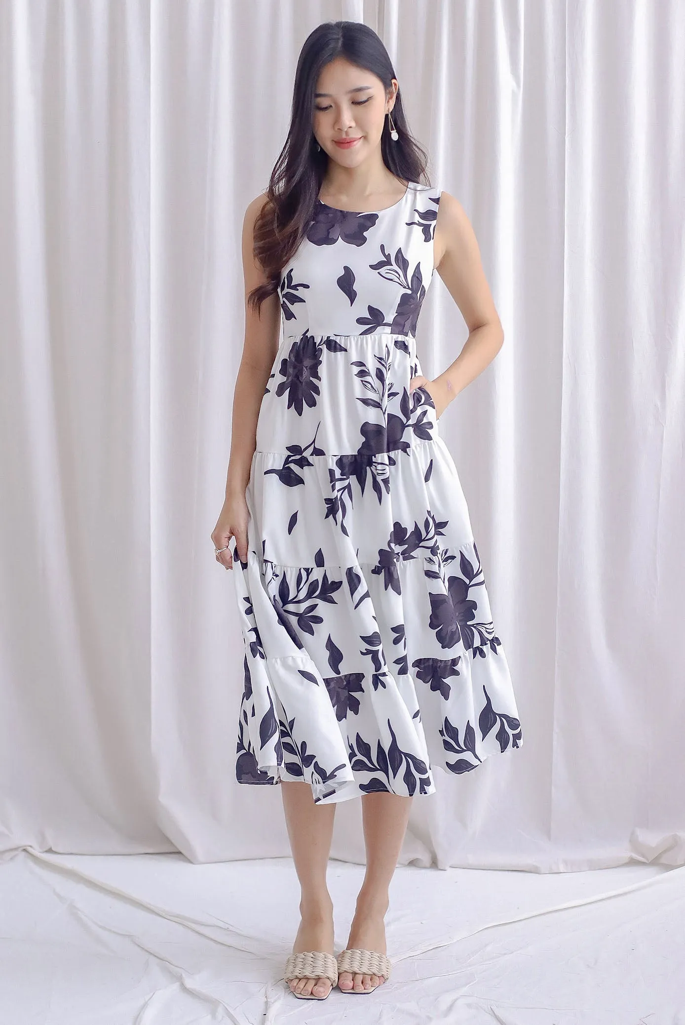 Starley Tiered Floral Maxi Dress In White