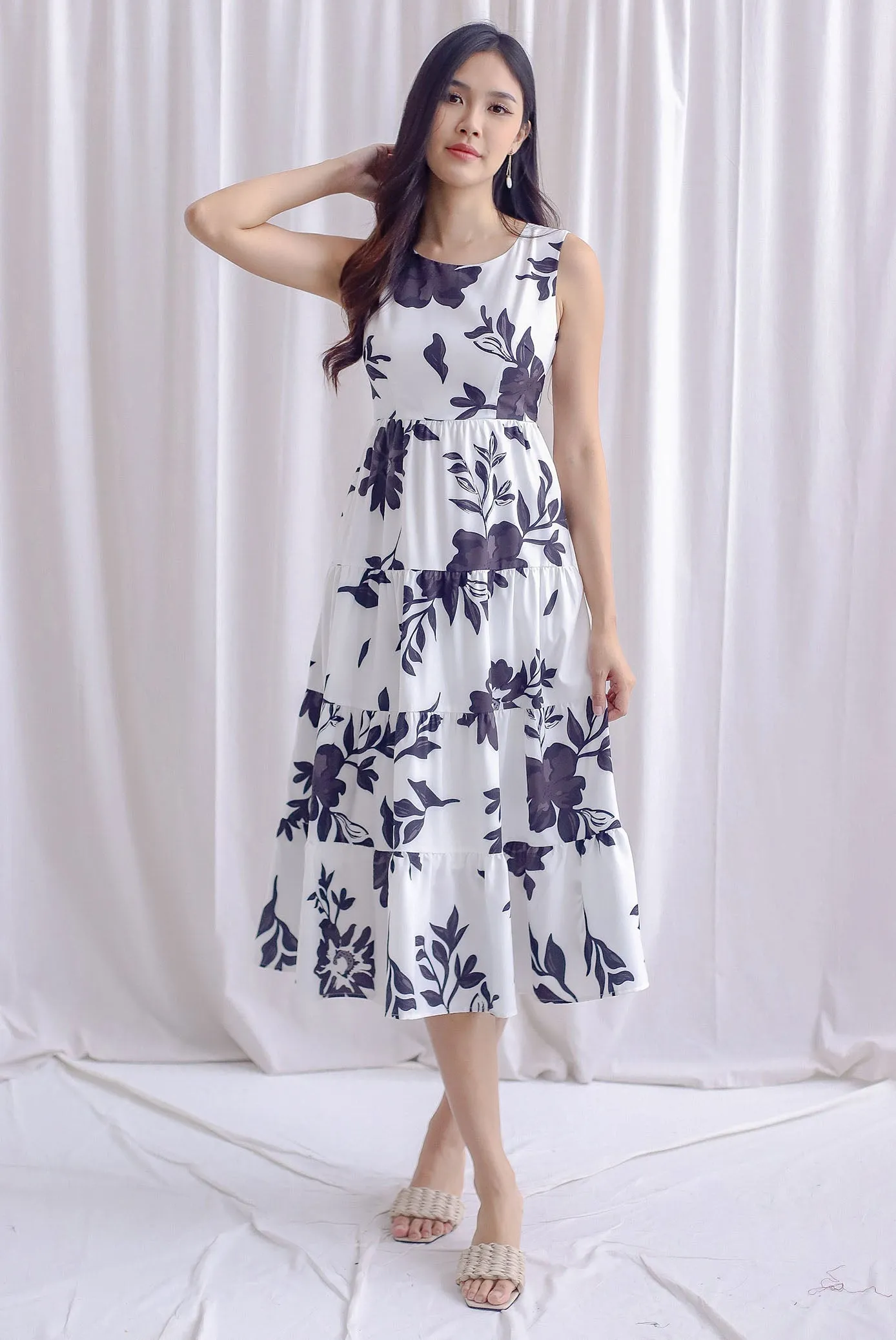 Starley Tiered Floral Maxi Dress In White