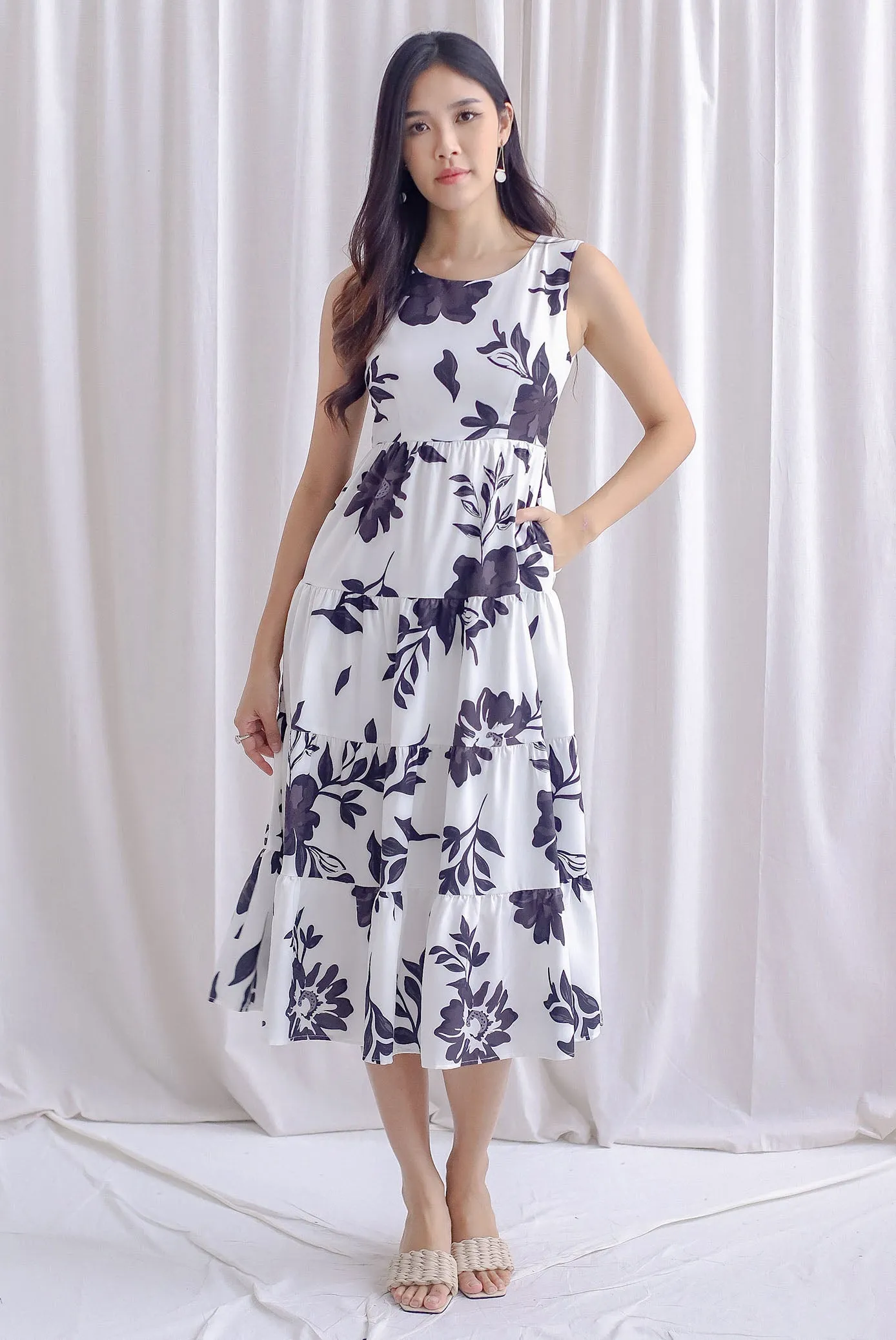 Starley Tiered Floral Maxi Dress In White
