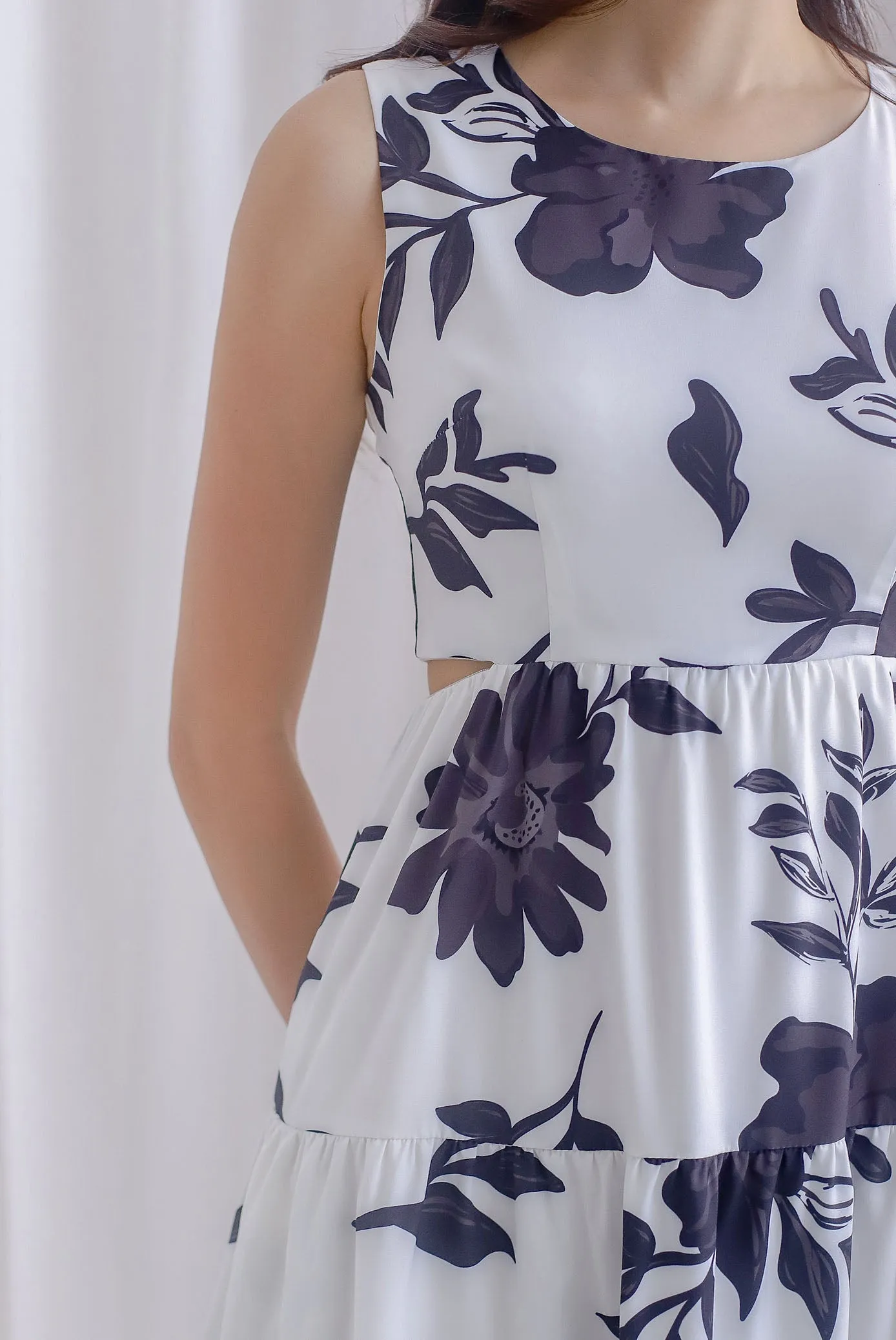 Starley Tiered Floral Maxi Dress In White