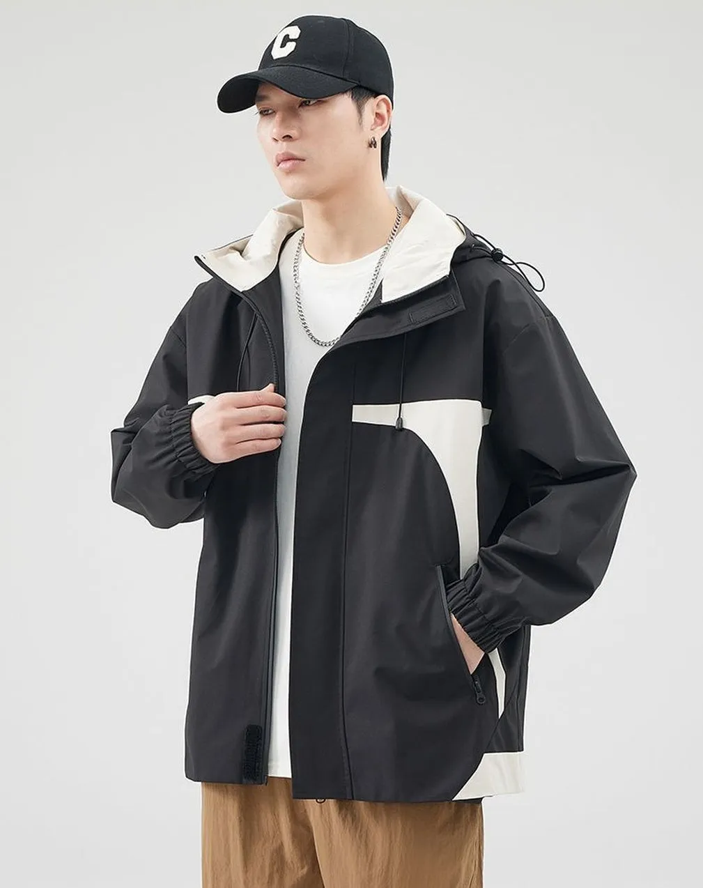 Stylish Stain-resistant Hooded Rain Coat for Casual Outings