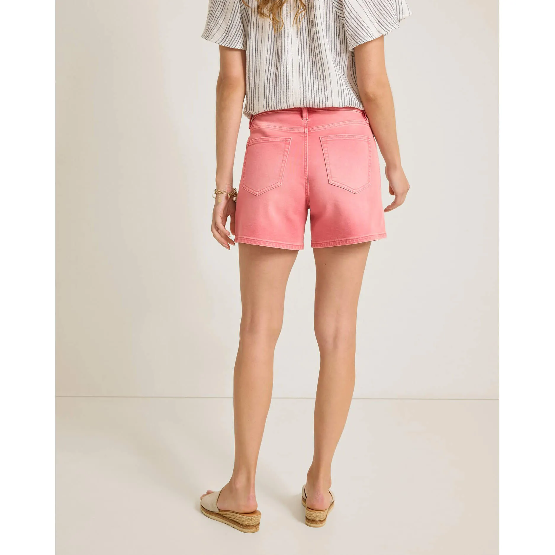 Tommy Bahama Women's 5-Inch Relaxed Denim Shorts - Hula
