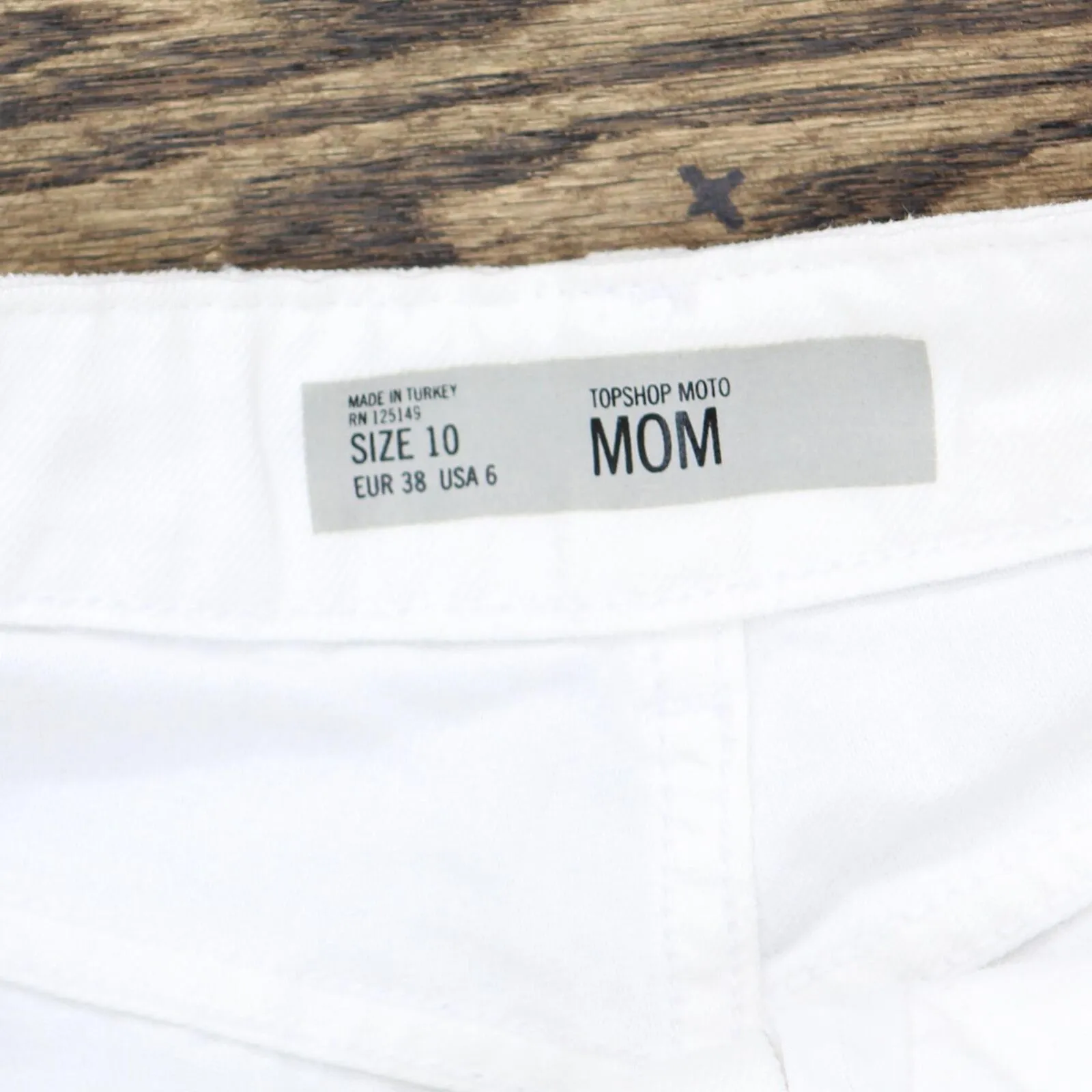 Topshop MOTO Highwaisted Rip Mom Shorts 89273961 White US 6 (UK 10)