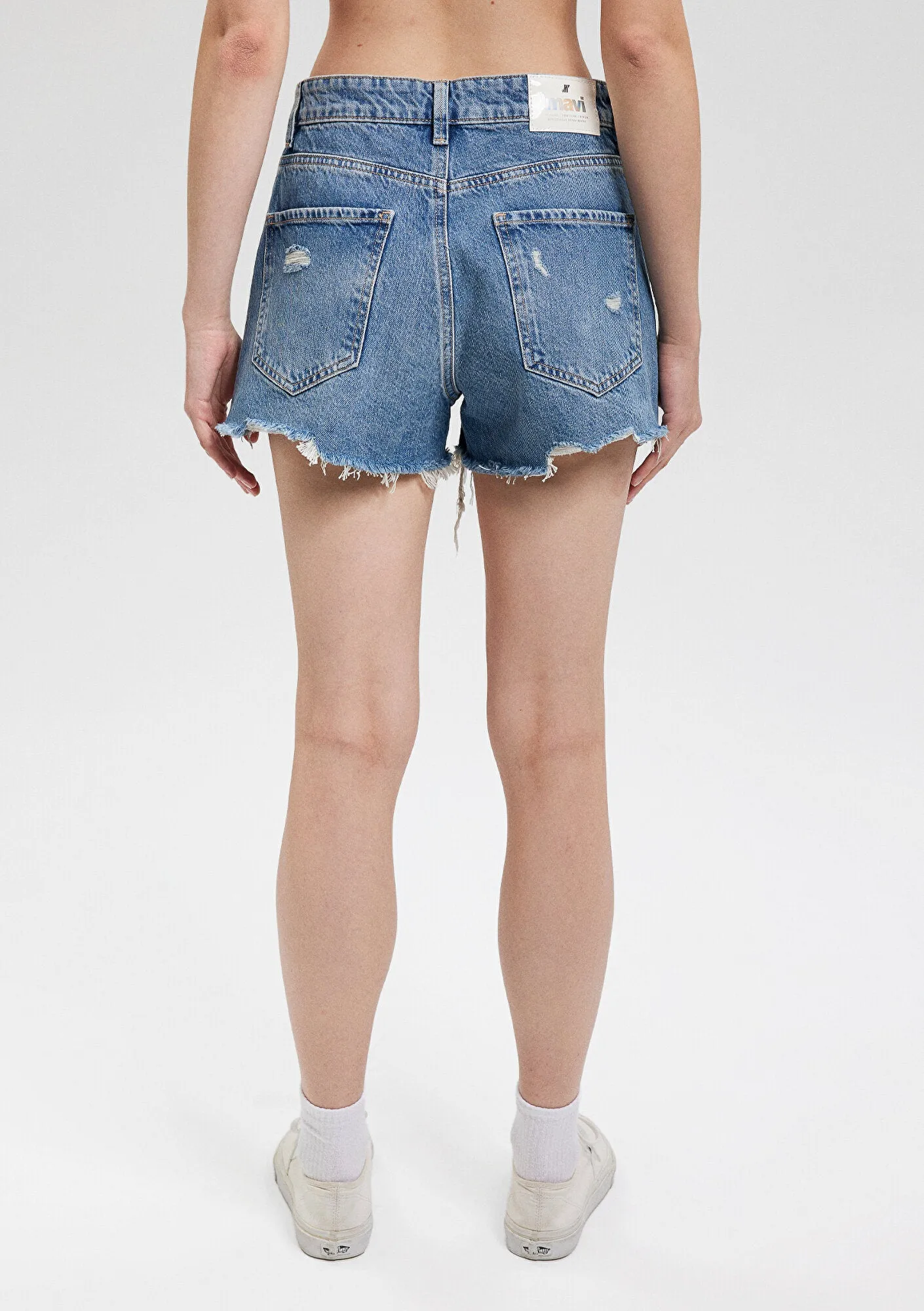 Tyra Mid Shaded 90s Jean Shorts