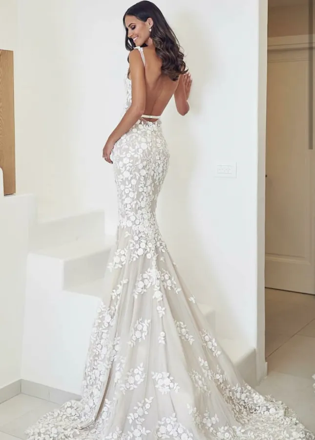V-Neck Backless Floral Lace Appliques Wedding Dresses with Mermaid Train