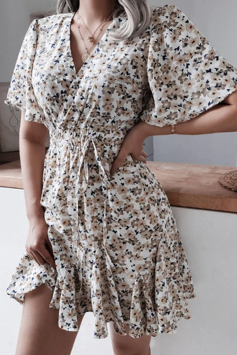 V-NECK FLORAL RUFFLED PLEATED DRESS SHORT