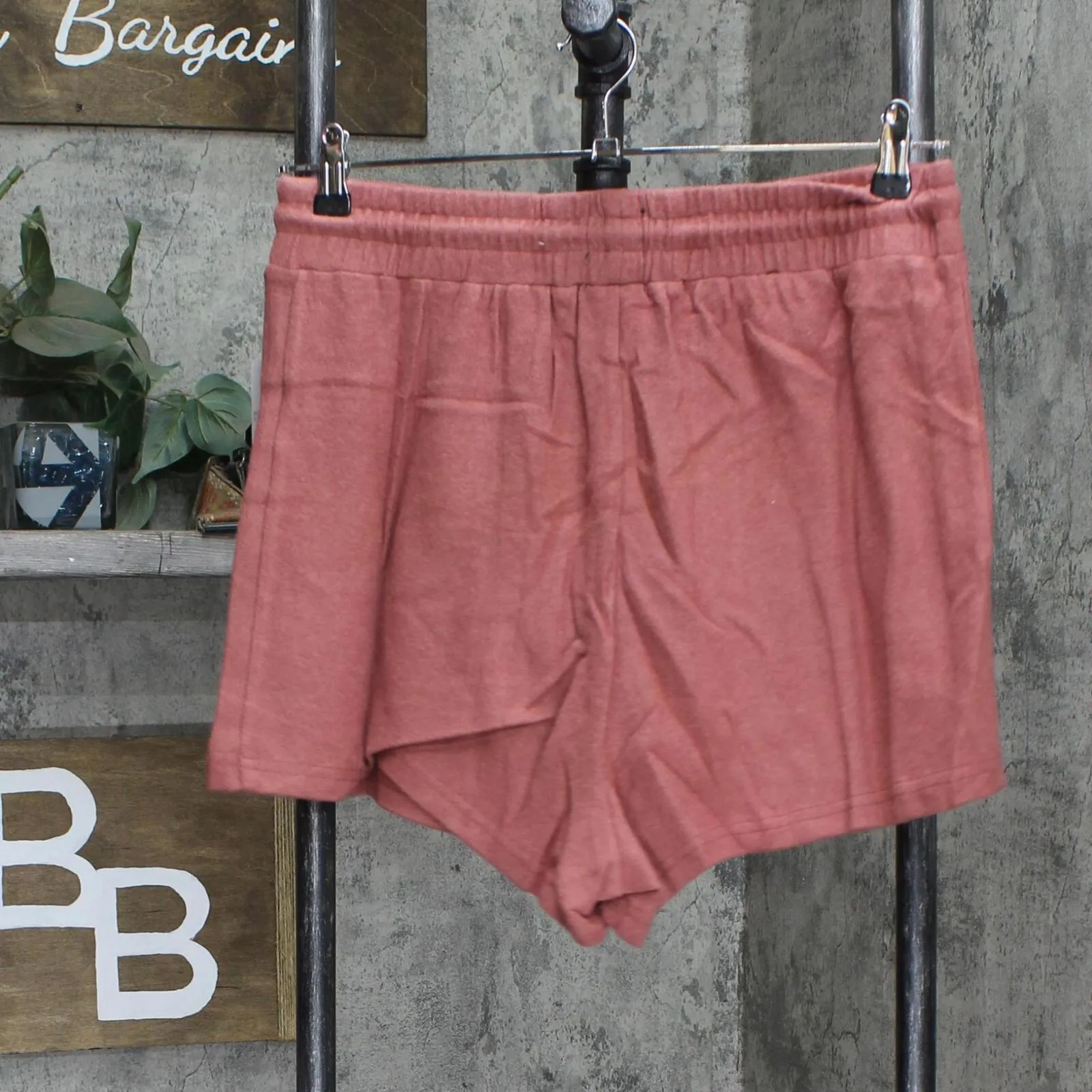 Volcom Womens Lived in Lounge Fleece Sweat Shorts Rosewood Pink XL