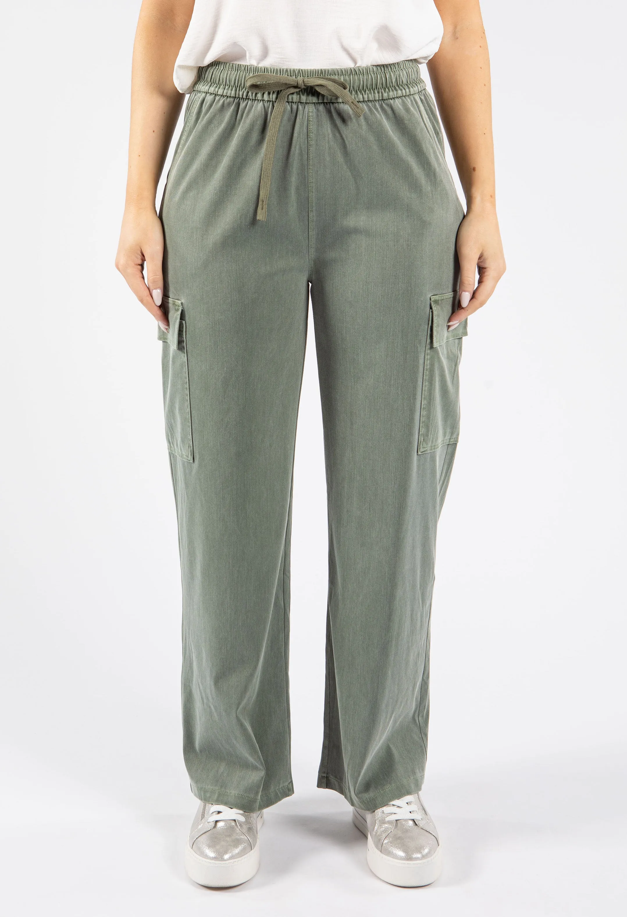 Wide Leg Cargo Trousers