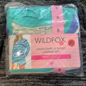 Wildfox NWT sweatshirt and shirts lounge set MSRP $160.00