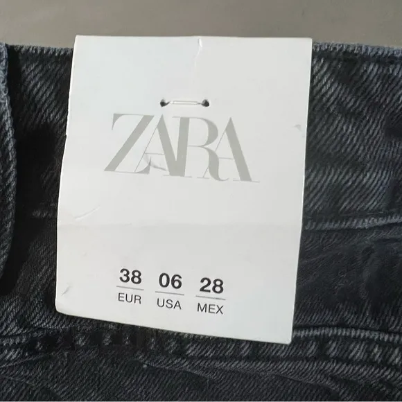 ZARA NWT High Rise Jean Short