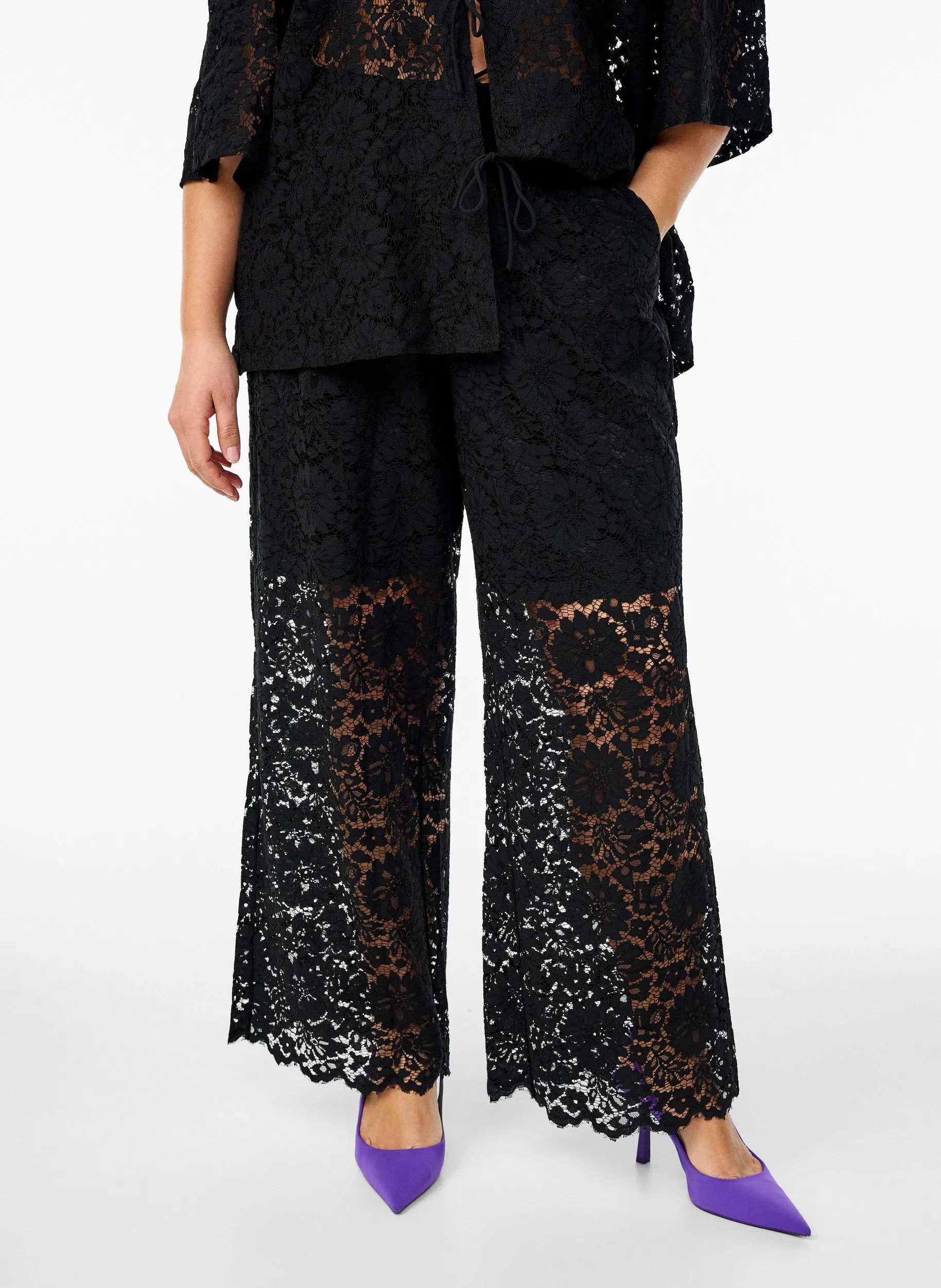 Zizzi Welda Lace Trousers In Black